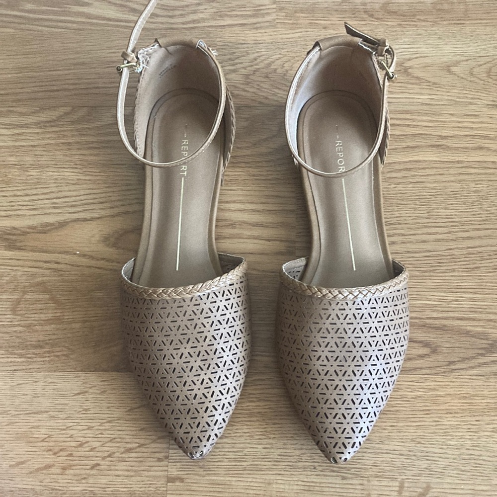 Report Orielle Ballet Flats Size 7 Tan